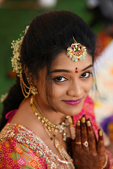 Bride with traditional look